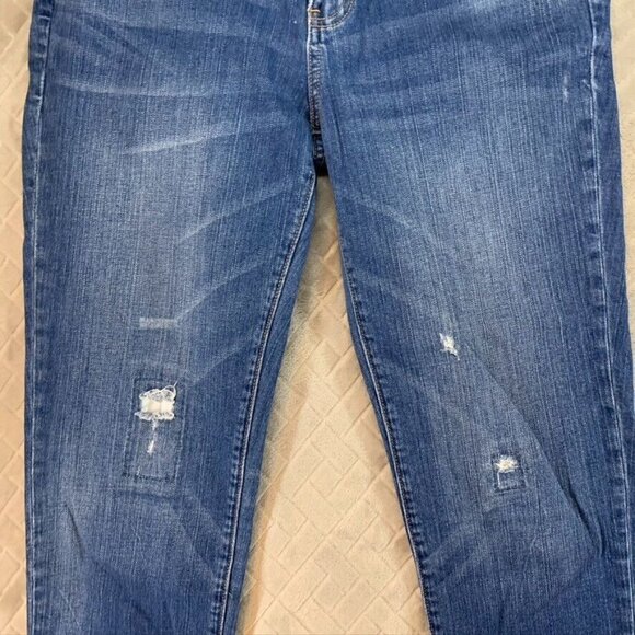 Gap Womens 8 Denim Jeans Blue Straight Crop Cuffed Low Rise Medium Wash Stretch - Picture 5 of 16